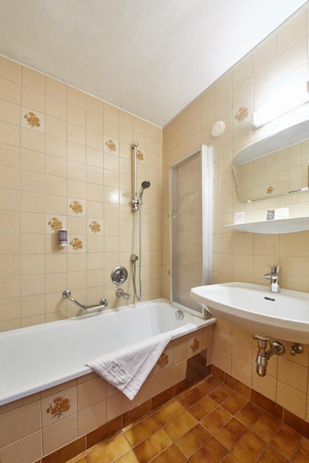 Hotel Alpina Заалбах-Хинтерглем Екстериор снимка